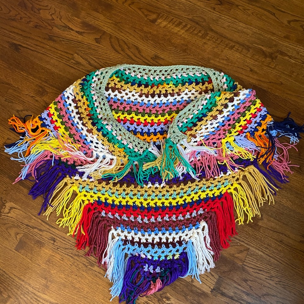 VINTAGE Crochet Rainbow Poncho/Shrug
